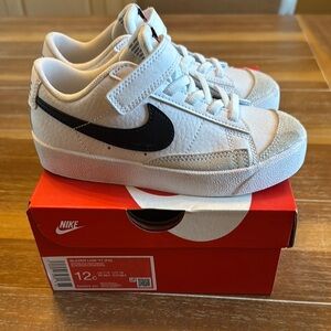 Nike Kids Blazer Low 77 - White and Black